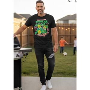 Black Neon Ninja Turtles T-Shirt – Size Large (100% Cotton)